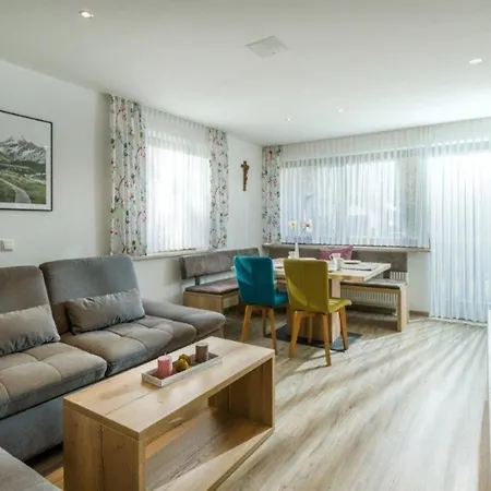 Chiemgau Comfort C3 Ferienwohnanlage Oberaudorf mit Hallenbad und Sauna Apartment *